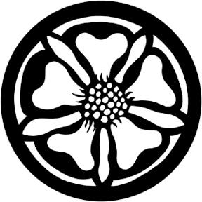 Tudor Rose Metallgobo, E-Size (37,5mm) - Rosco | Bellalite Tudor Rose Metallgobo, E-Size (37,5mm) - Rosco | Bellalite