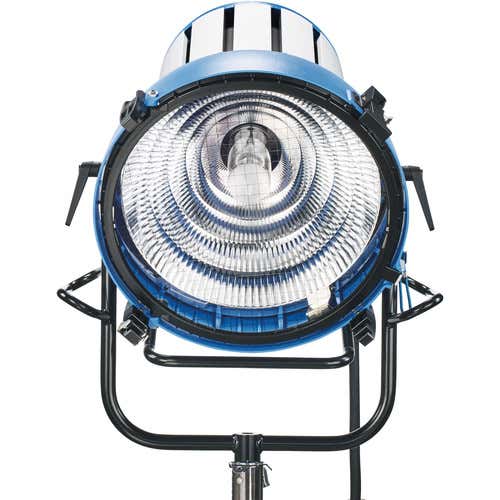 ARRI M-Series M90 Basic Set International (VEAM) - Arri | Bellalite ARRI M-Series M90 Basic Set International (VEAM) - Arri | Bellalite