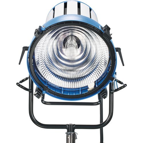 ARRI M-Series M90 Basic Set International (VEAM) - Arri | Bellalite ARRI M-Series M90 Basic Set International (VEAM) - Arri | Bellalite